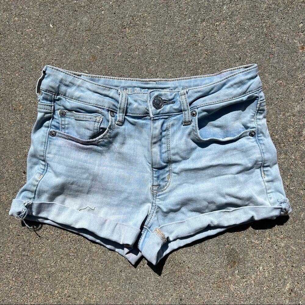 AEO next level stretch hi-rise Shorty Jean shorts Size 6